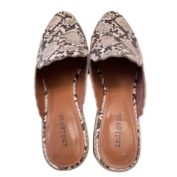 Indigo Rd. Faux Snake Mules - Picture 2 of 5
